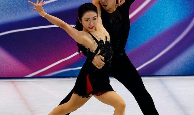 团体赛出现失误，隋文静哭着说“对不起”